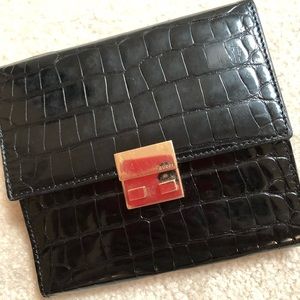 AUTHENTIC Gucci Black leather wallet